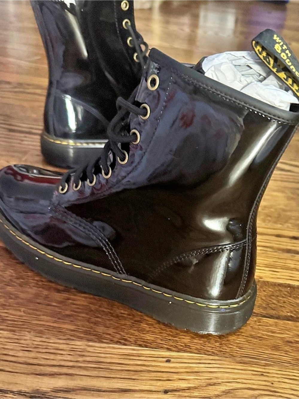Dr. Martens women’s Zavala Patent Leather Boots Combat Boots Black US 10